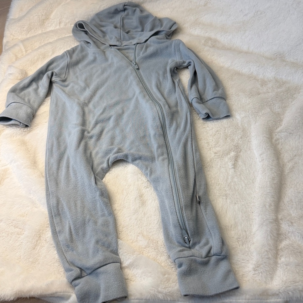 Kyte BABY Zippered Hoodie Romper in light gray
